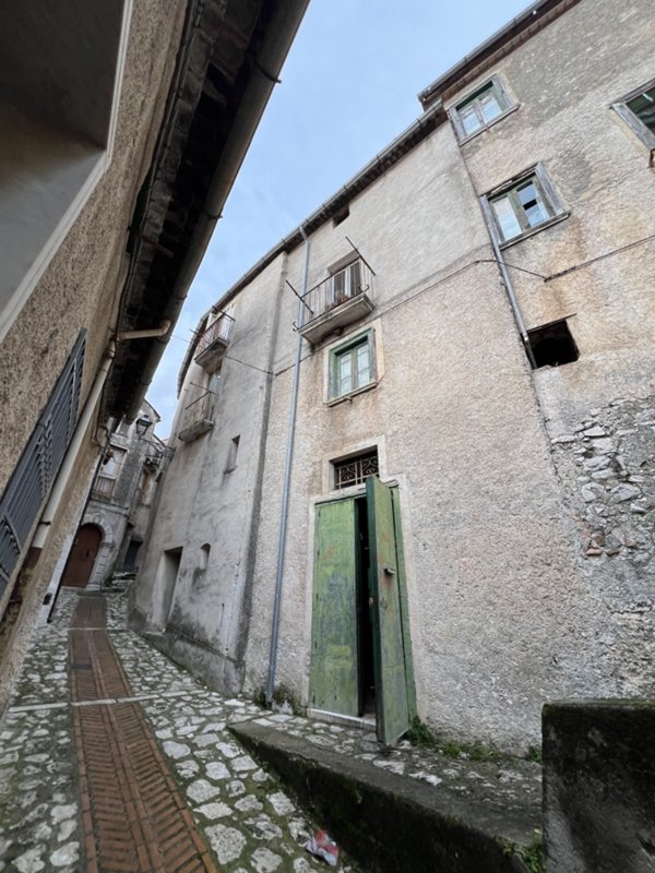 casa indipendente in vendita a Padula