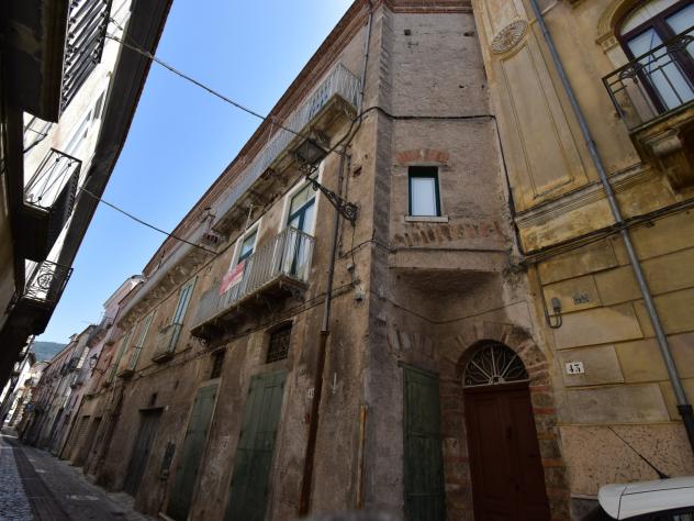 casa indipendente in vendita a Padula