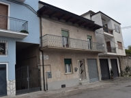 casa indipendente in vendita a Padula