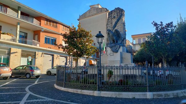 casa indipendente in vendita a Padula