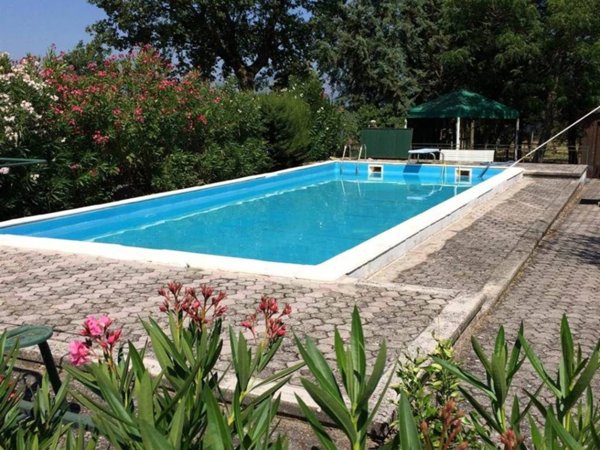 casa indipendente in vendita a Padula