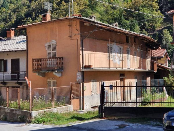 casa indipendente in vendita a Chiusa di Pesio in zona San Bartolomeo