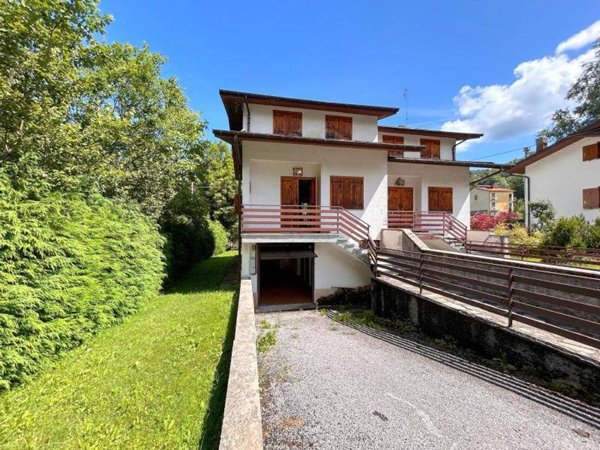 casa indipendente in vendita a Chiusa di Pesio in zona Vigna