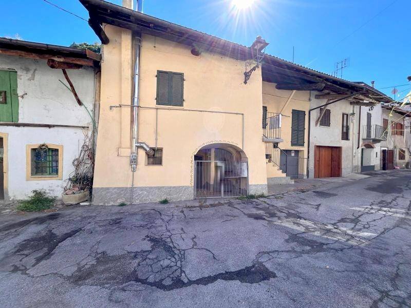 casa indipendente in vendita a Chiusa di Pesio