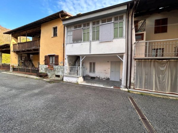 casa indipendente in vendita a Chiusa di Pesio in zona San Bartolomeo