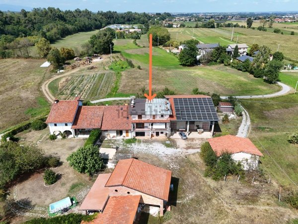 casa indipendente in vendita a Chiusa di Pesio in zona Combe