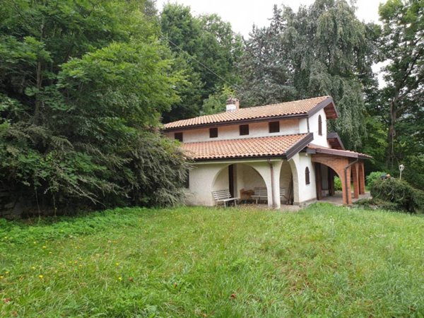 casa indipendente in vendita a Chiusa di Pesio