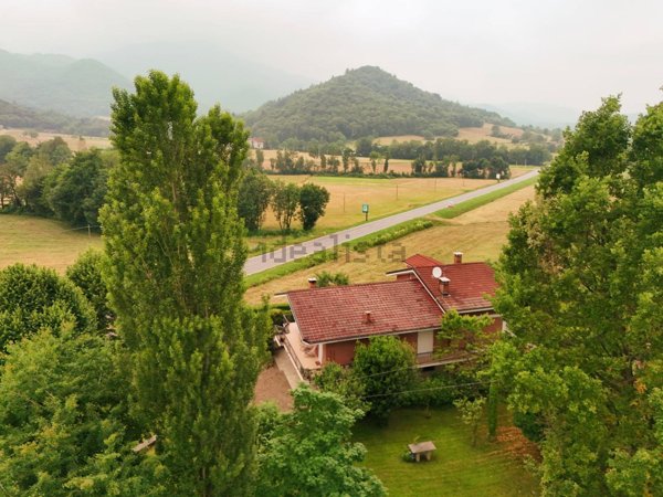casa indipendente in vendita a Chiusa di Pesio