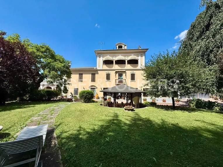 casa indipendente in vendita a Chiusa di Pesio