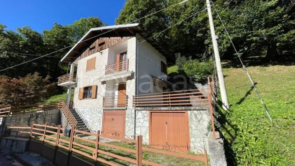 casa indipendente in vendita a Chiusa di Pesio in zona San Bartolomeo