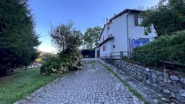 casa indipendente in vendita a Chiusa di Pesio in zona Vigna