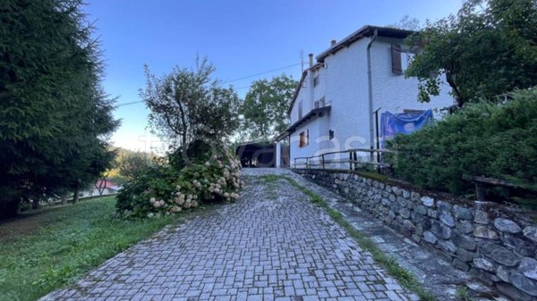 casa indipendente in vendita a Chiusa di Pesio in zona Vigna