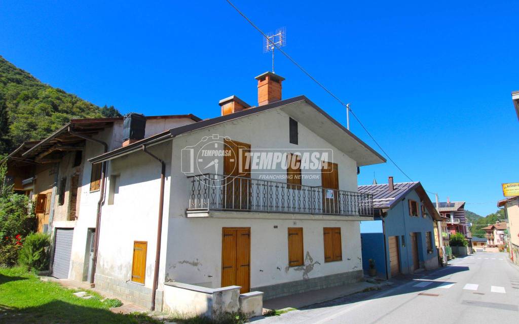 casa indipendente in vendita a Chiusa di Pesio in zona San Bartolomeo