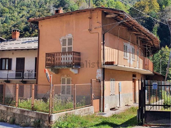 casa indipendente in vendita a Chiusa di Pesio in zona San Bartolomeo