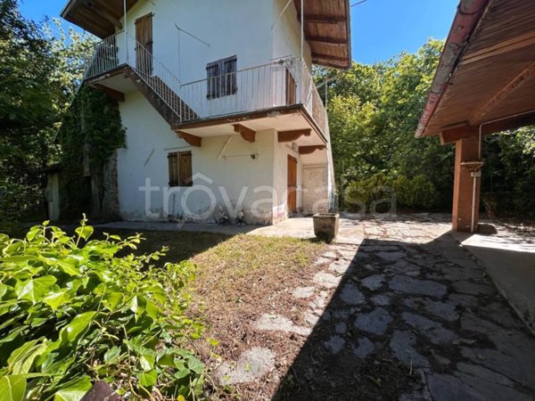 casa indipendente in vendita a Chiusa di Pesio