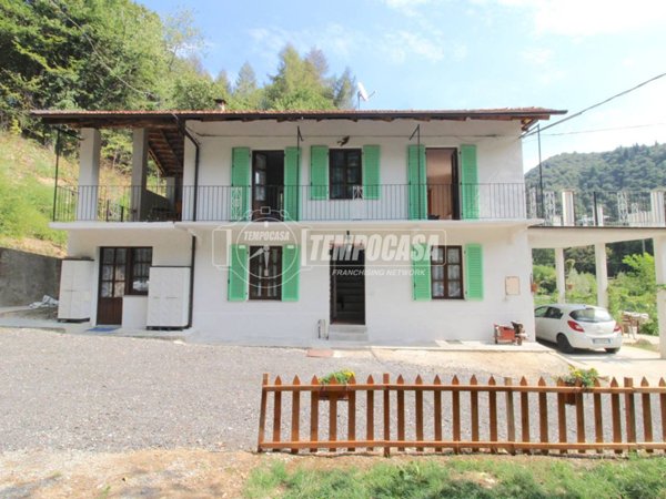 casa indipendente in vendita a Chiusa di Pesio in zona Vigna