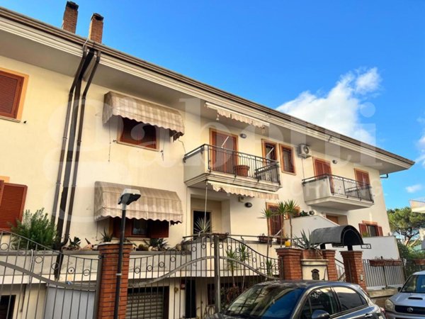 casa indipendente in vendita a Pagani