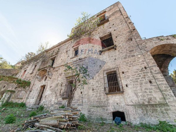 intera palazzina in vendita a Pagani