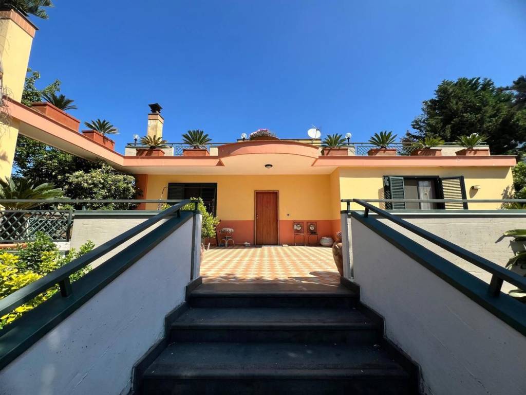 casa indipendente in vendita a Pagani