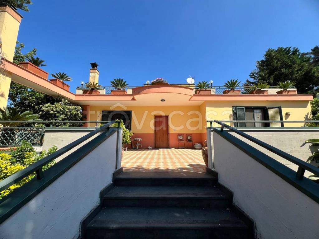 casa indipendente in vendita a Pagani