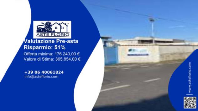 locale commerciale in vendita a Pagani