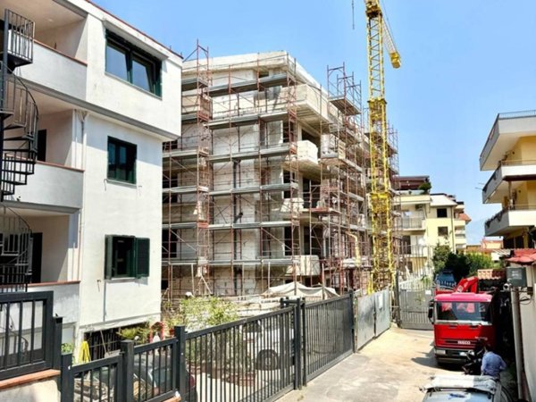intera palazzina in vendita a Pagani