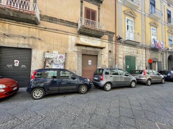 negozio in vendita a Pagani