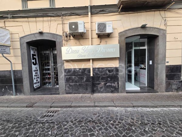 negozio in vendita a Pagani