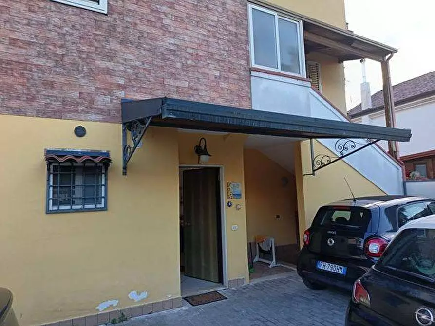 casa indipendente in vendita a Pagani