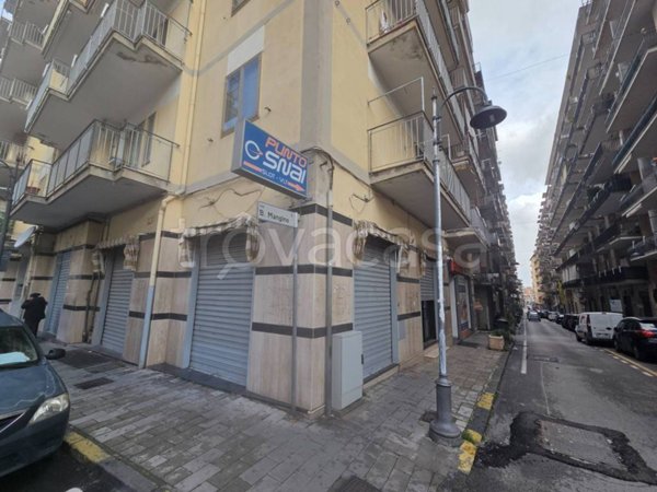 negozio in vendita a Pagani