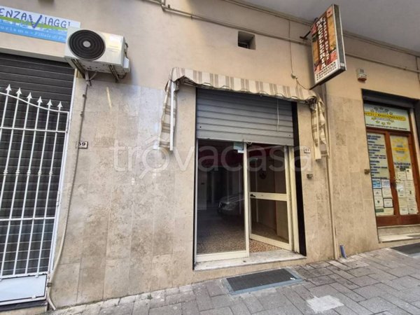 negozio in vendita a Pagani