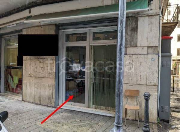 negozio in vendita a Pagani