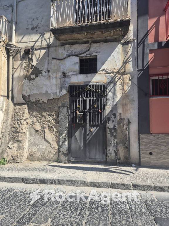 negozio in vendita a Pagani