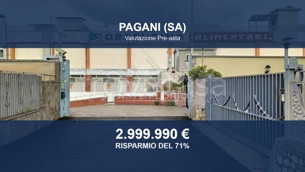 locale commerciale in vendita a Pagani