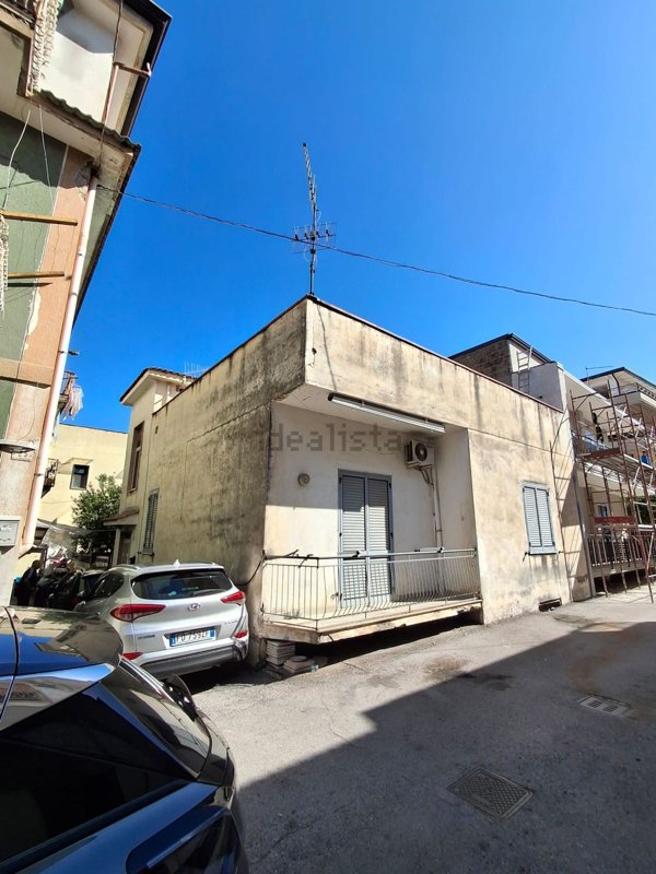 casa semindipendente in vendita a Pagani