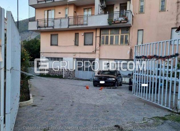 locale commerciale in vendita a Pagani