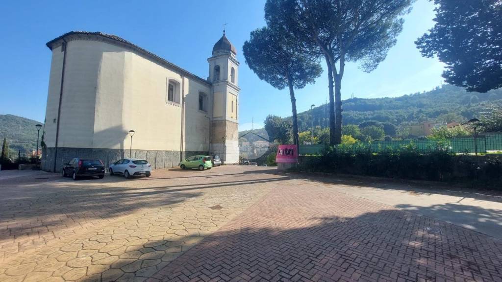 appartamento in vendita a Pellezzano in zona Cologna