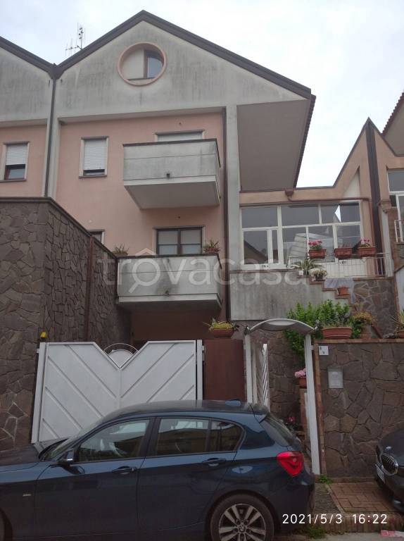 casa indipendente in vendita a Pellezzano