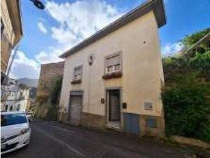 casa indipendente in vendita a Pellezzano