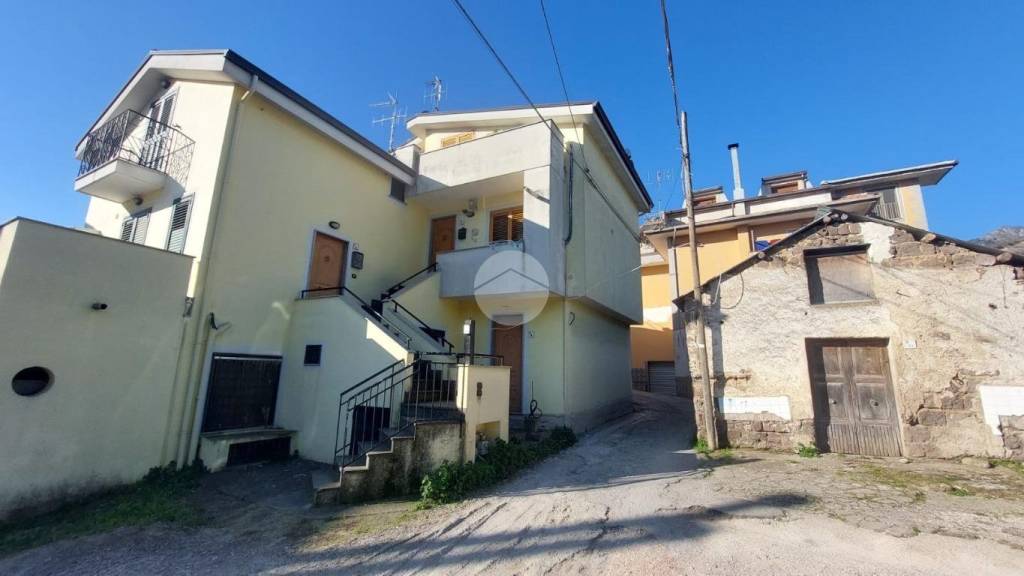 appartamento in vendita a Pellezzano in zona Coperchia
