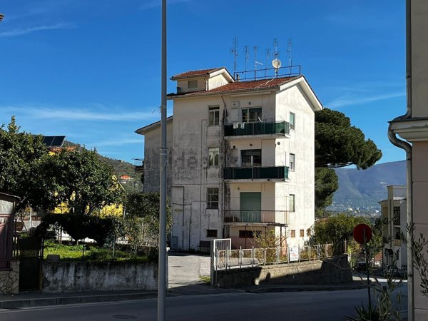 appartamento in vendita a Pellezzano in zona Capriglia