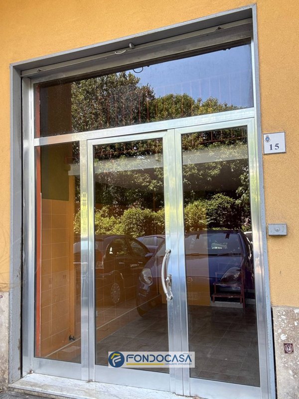 locale commerciale in vendita a Pellezzano