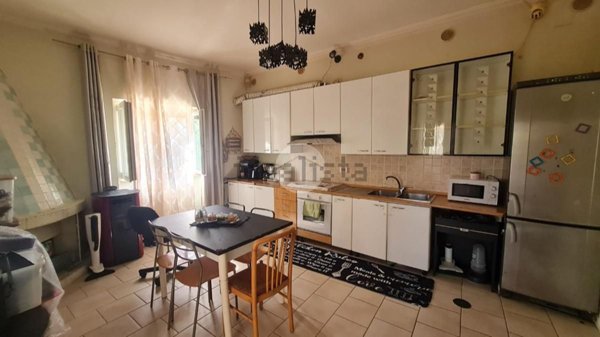 appartamento in vendita a Pellezzano in zona Capriglia