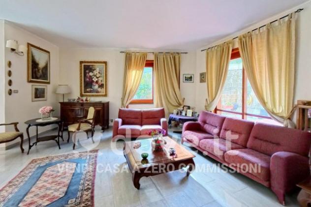 casa indipendente in vendita a Pellezzano