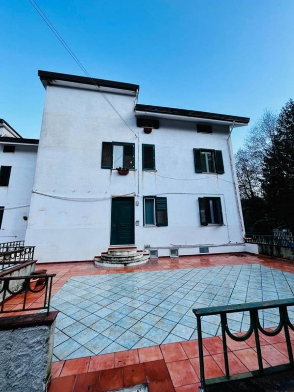 appartamento in vendita a Pellezzano in zona Coperchia