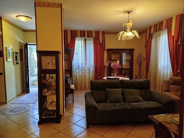 appartamento in vendita a Pellezzano in zona Capriglia