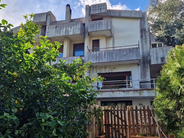 casa indipendente in vendita a Pellezzano