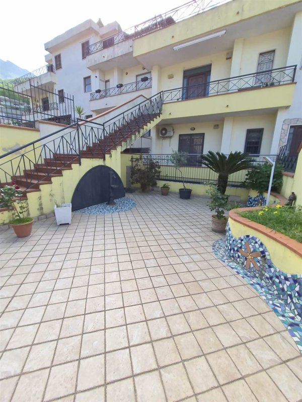 appartamento in vendita a Pellezzano in zona Cologna