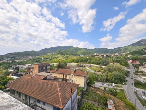 appartamento in vendita a Pellezzano in zona Cologna