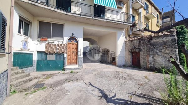 casa semindipendente in vendita a Pellezzano